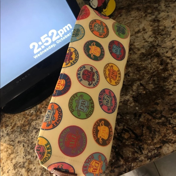 Dooney and Burke bag - Picture 4 of 5